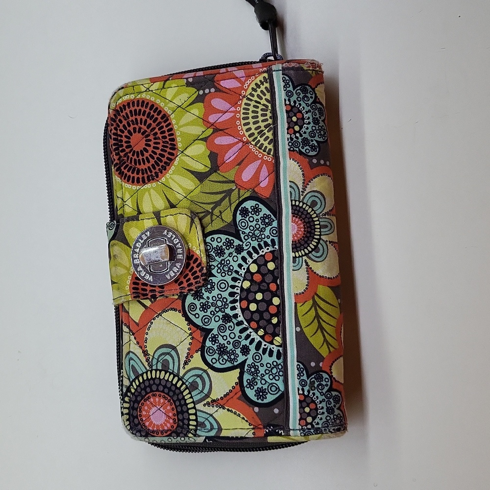 Vera Bradley Purse and Wallet Set - Picture 11 of 16